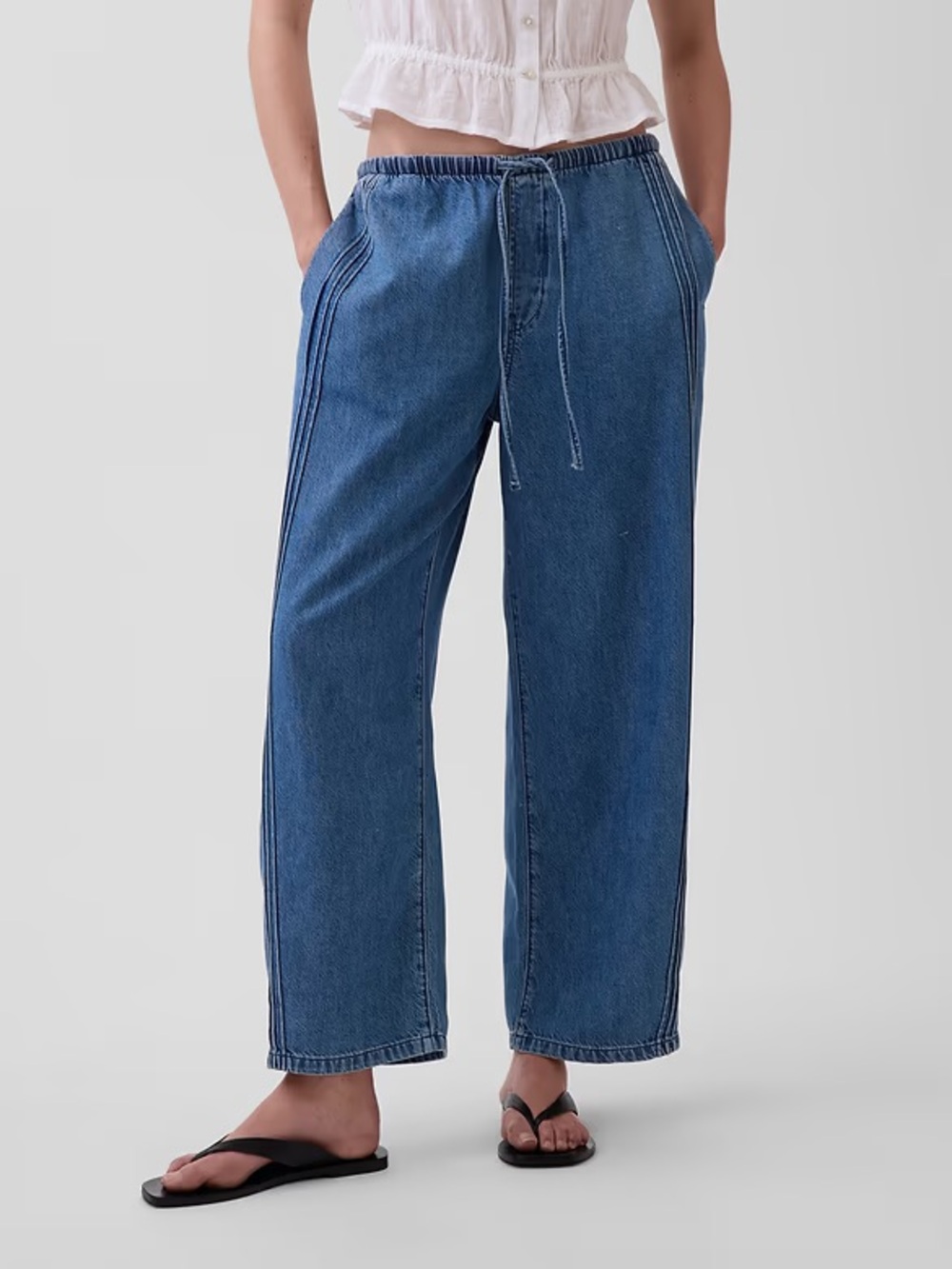 GAP Mid Rise UltraSoft Easy Barrel Jeans